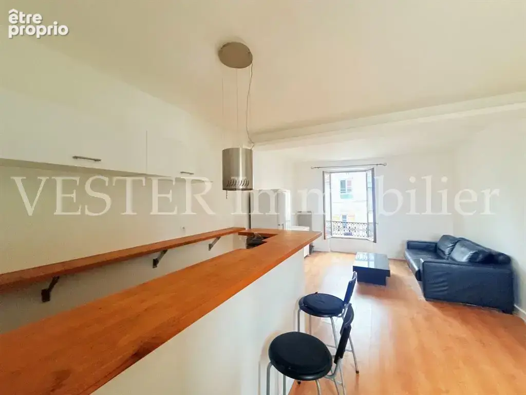 Au Cœur de COLOMBES - 2 pieces de 48.5 m² - photo 4