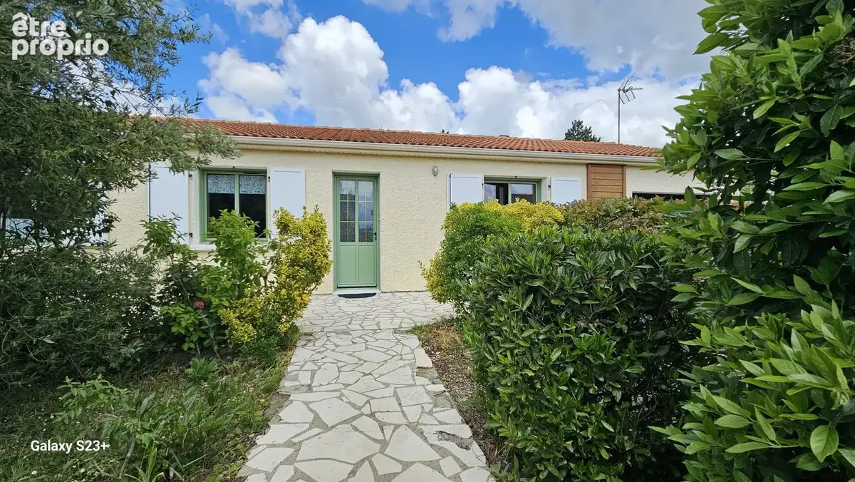 Maison à MAUZE-SUR-LE-MIGNON