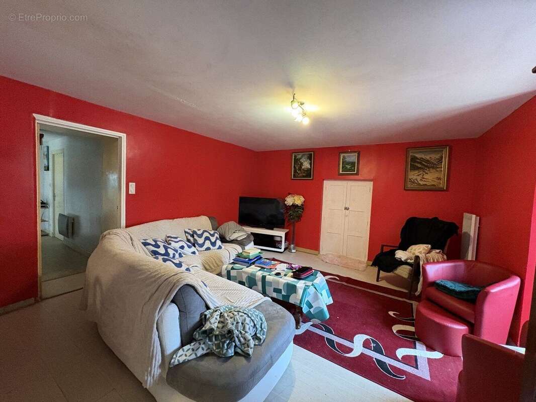 Maison à COUBJOURS