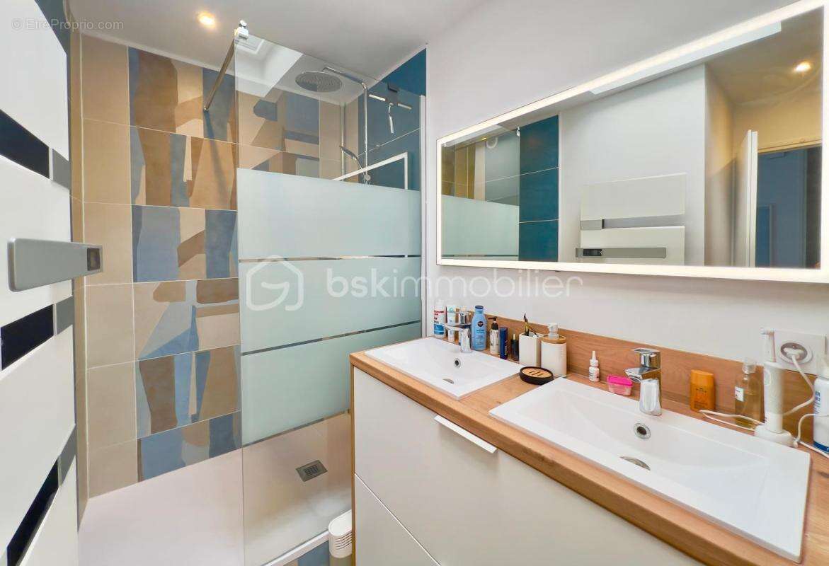 Appartement à CANDILLARGUES