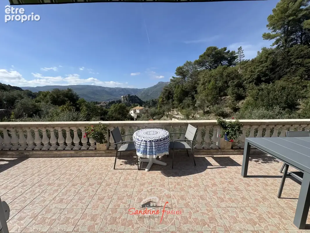 Gilette   Villa 5 pièces avec vaste terrain et vue dégagée - photo 2