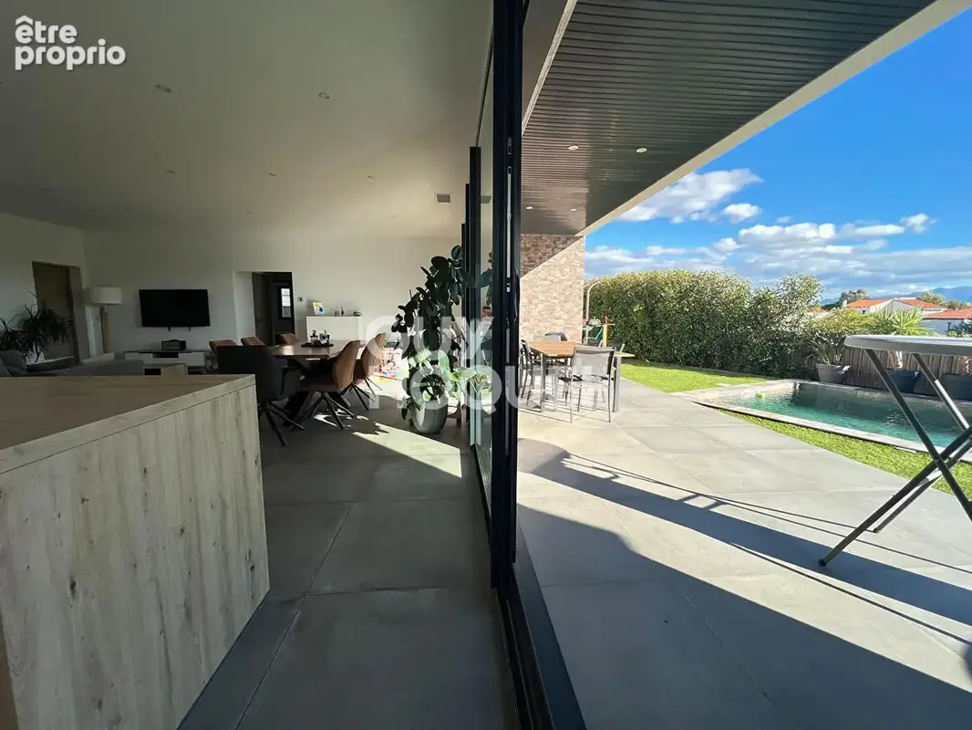 POLLESTRES, Maison récente de plain pied, 4 pièces, garage et jardin avec piscine - photo 2