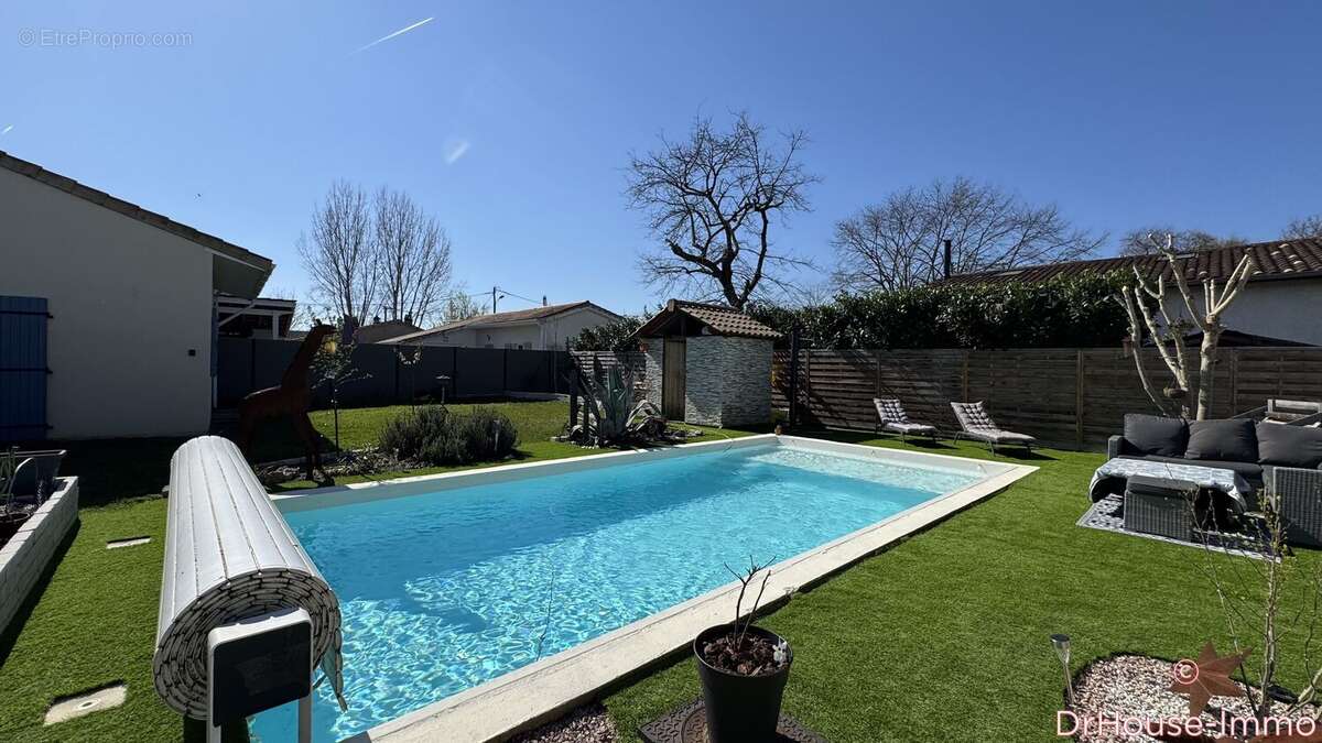 Maison à SAINT-MEDARD-EN-JALLES