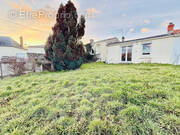 Maison à SAINT-JULIEN-DE-CONCELLES