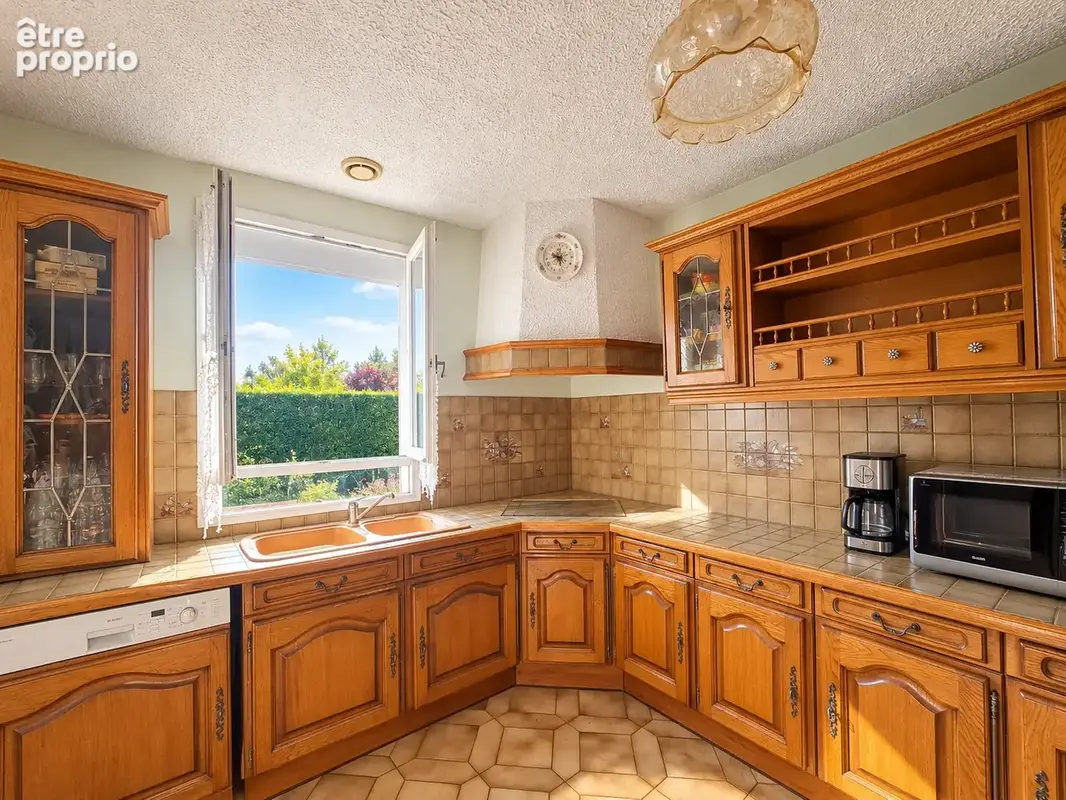 Maison familiale Chamant- double Garage- Terrain 827 m2 - photo 6