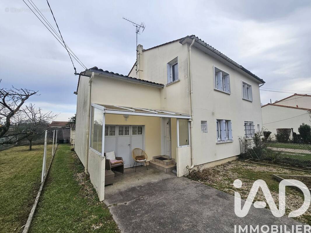 Photo 1 - Maison à GOND-PONTOUVRE