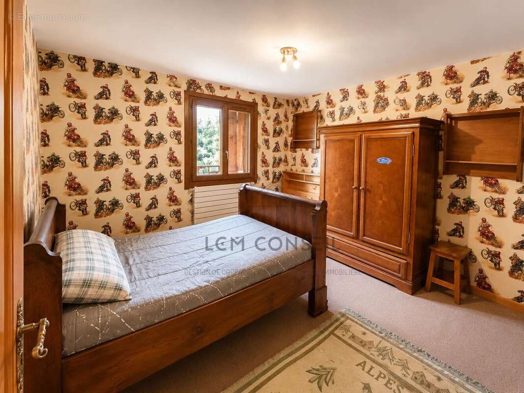 Maison à HAUTECOUR
