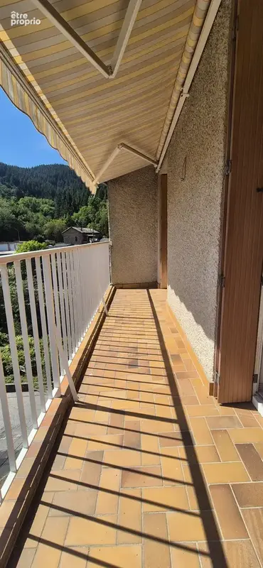 Grand appartement T5 lumineux de 90 m2 avec balcon, garage et cave - Résidence calme au bord de la Dorne - photo 2