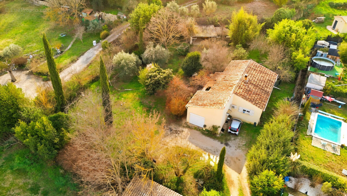 Maison à BARJOLS