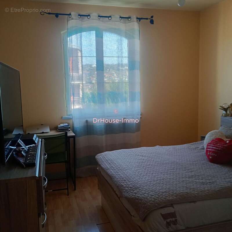 Maison 220 m² à Le Puy-En-Velay  - photo 8
