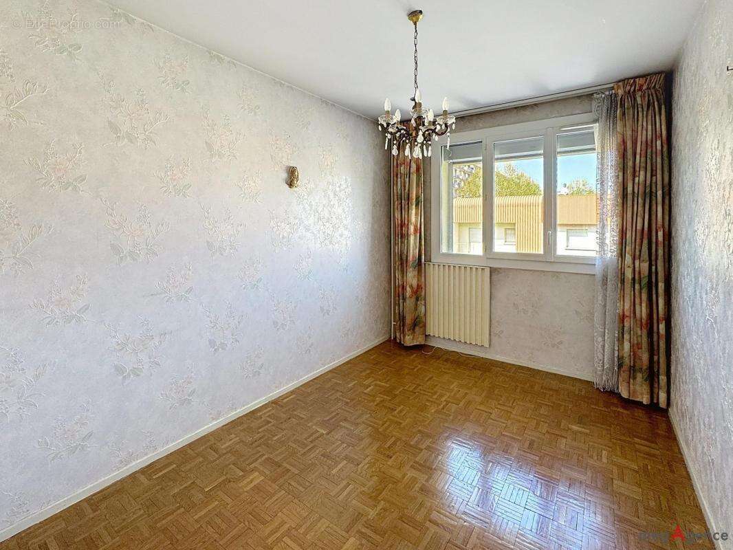 Appartement à ECHIROLLES