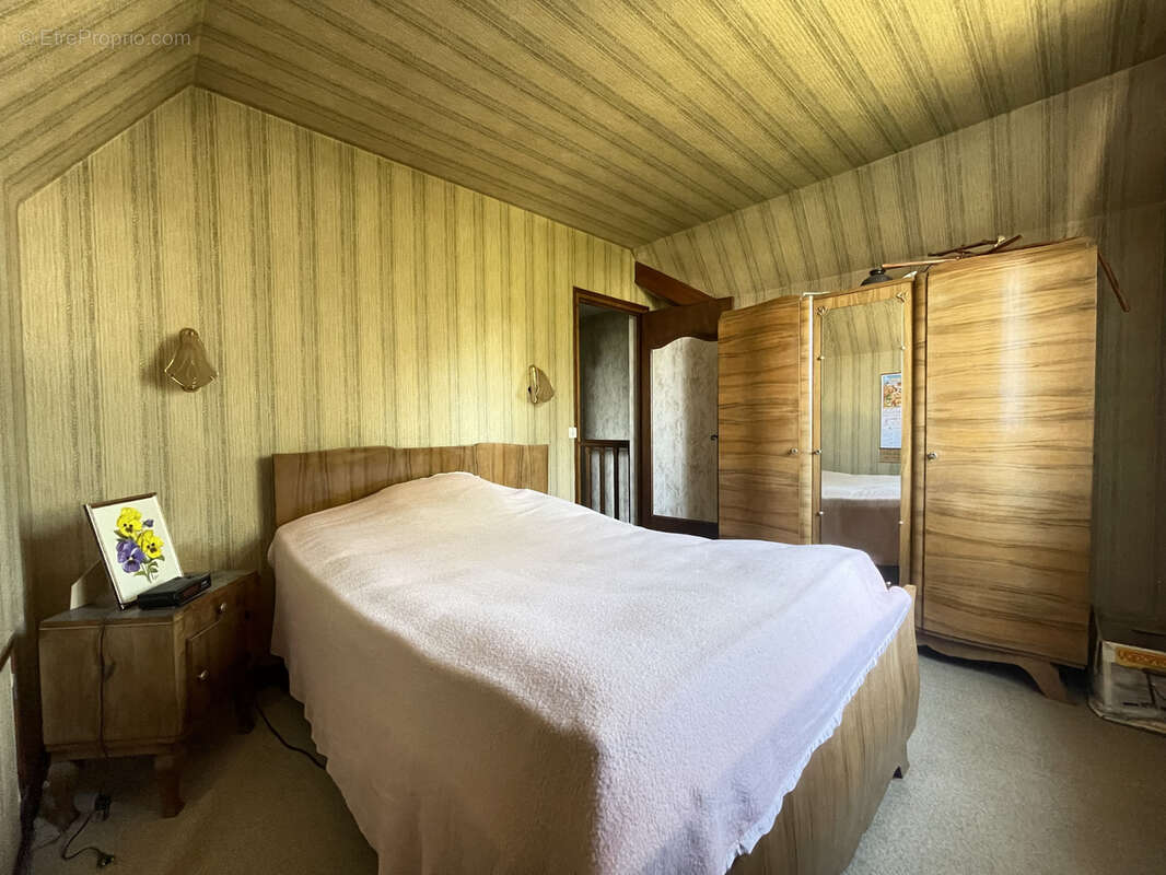 Mitry-le-neuf - spacieux pavillon individuel avec 4 chambres, sous-sol total et un beau jardin - photo 13