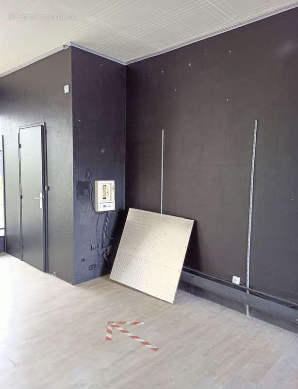 Commerce à LES MATHES