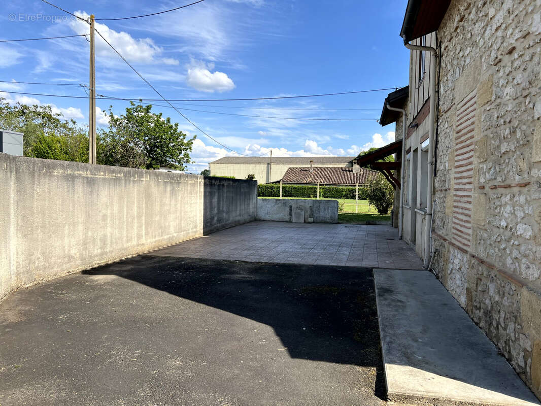 Maison à SAINT-PARDOUX-DU-BREUIL
