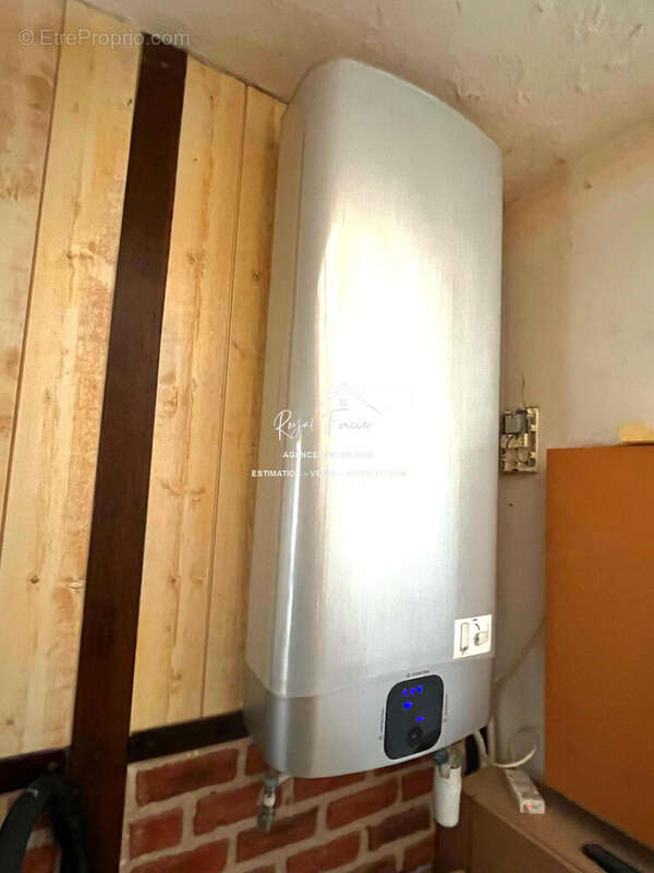 Maison à DANGE-SAINT-ROMAIN