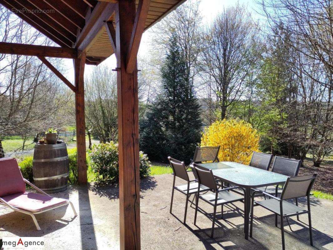 Maison à SAINT-CLEMENT