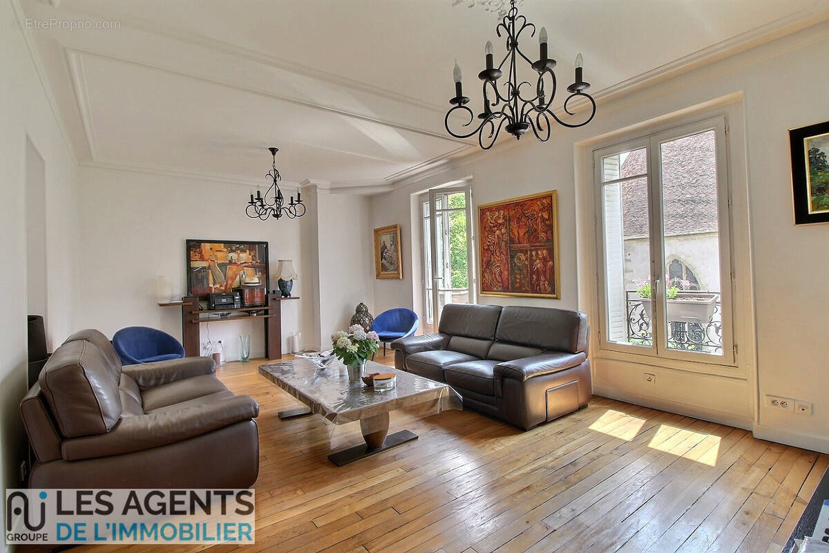 Appartement à PUTEAUX