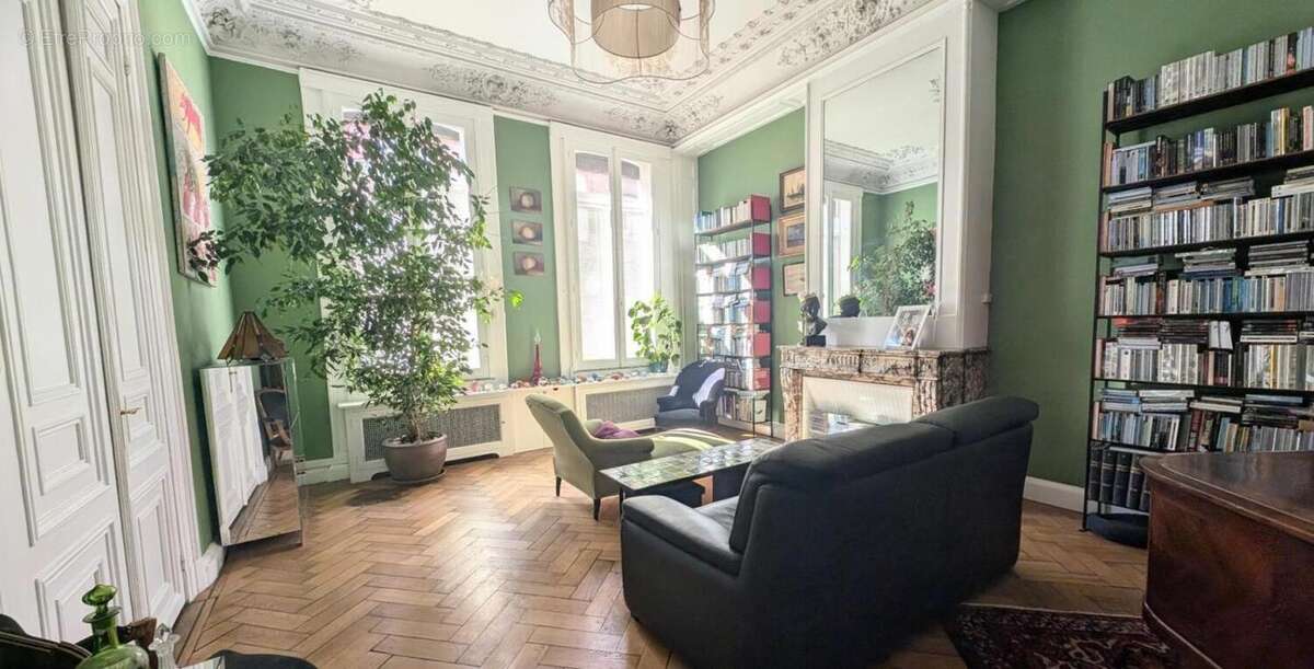 Maison centre ville avec cachet, très bon état technique, 6 chambres + T2 indépendant, jardin, garage - photo 7
