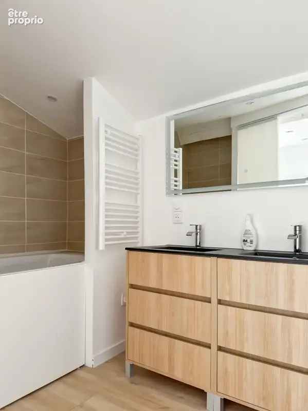 Maison rénovée avec terrasse et cour au cœur de Paulhan - photo 9