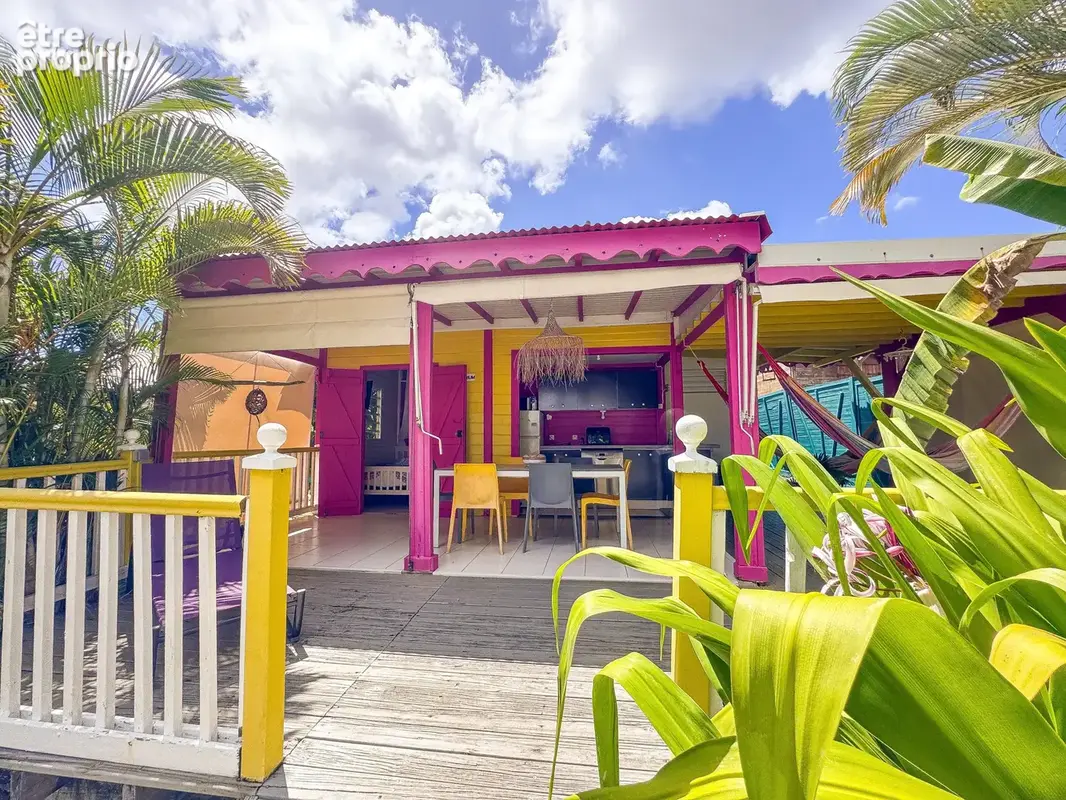 Bungalow coloré avec terrasse au cœur d’un jardin tropical - photo 14