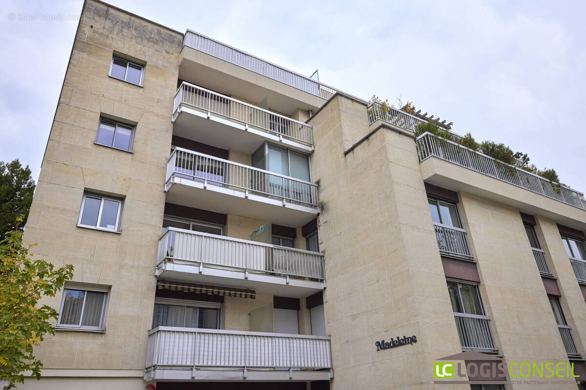 Appartement à BOURG-LA-REINE