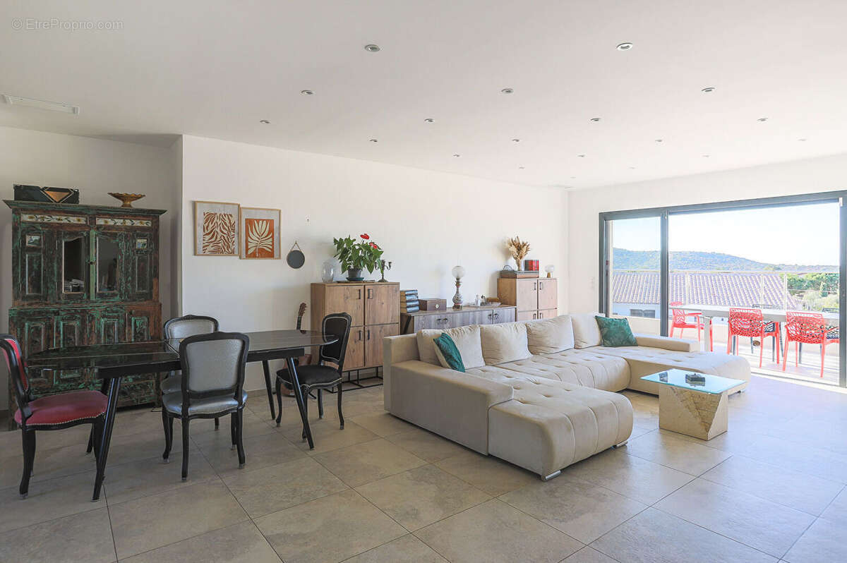 Villa contemporaine à proximité des plages - photo 3
