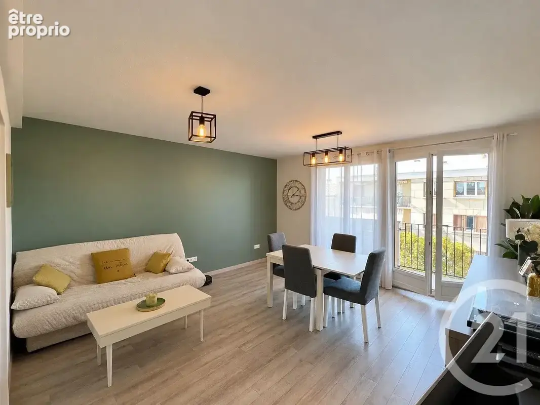 Photo Appartement à Saint-Maur-Des-Fosses au prix de 340 000€