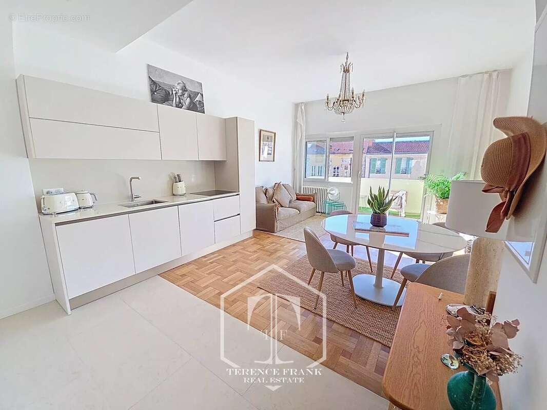 Appartement à NICE
