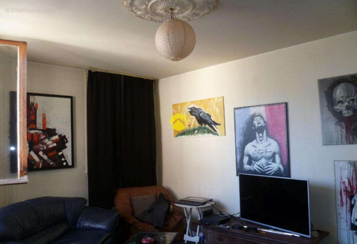 Commerce à SAINT-AMAND-MONTROND