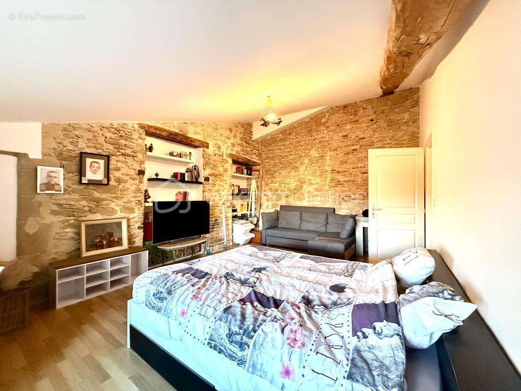 Appartement de charme au cœur du Château du Mouchet – Chavannes (26260) - photo 15