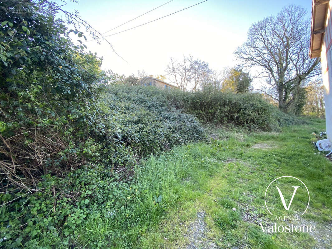 Maison 118 m² à Castel-Sarrazin  - photo 6