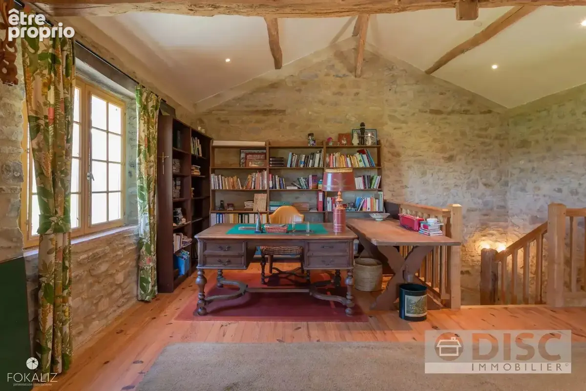 Belle maison avec dépendance, jardin et piscine - photo 22