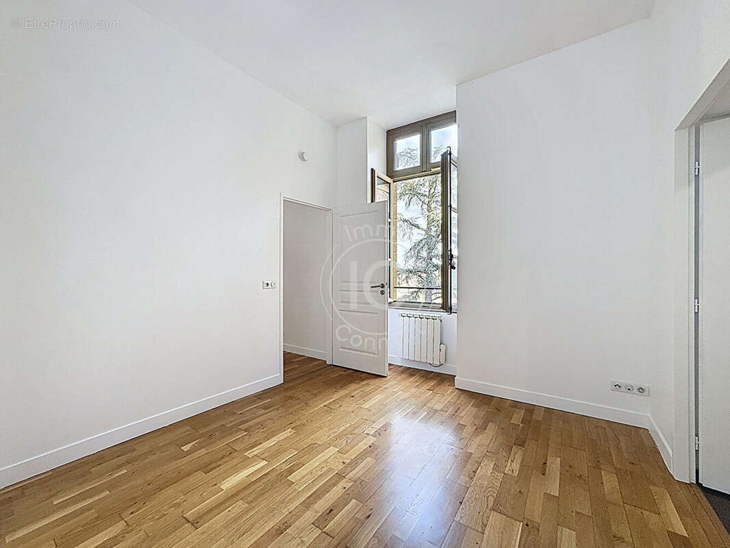 Appartement à SAINTE-FOY-LES-LYON