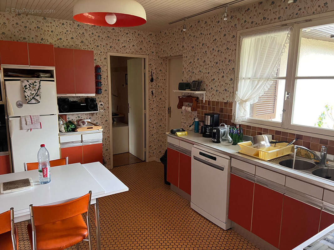 Maison à SAINT-NOM-LA-BRETECHE