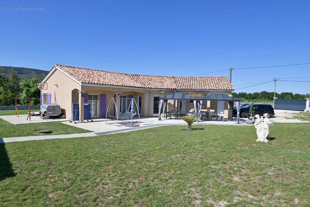 Maison de 5 pièces de 119 m² à Saint-Remèze - photo 2