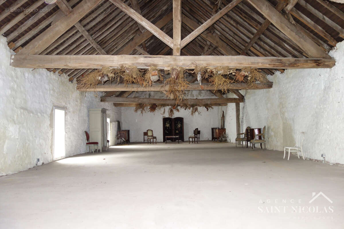 Maison à TESSANCOURT-SUR-AUBETTE