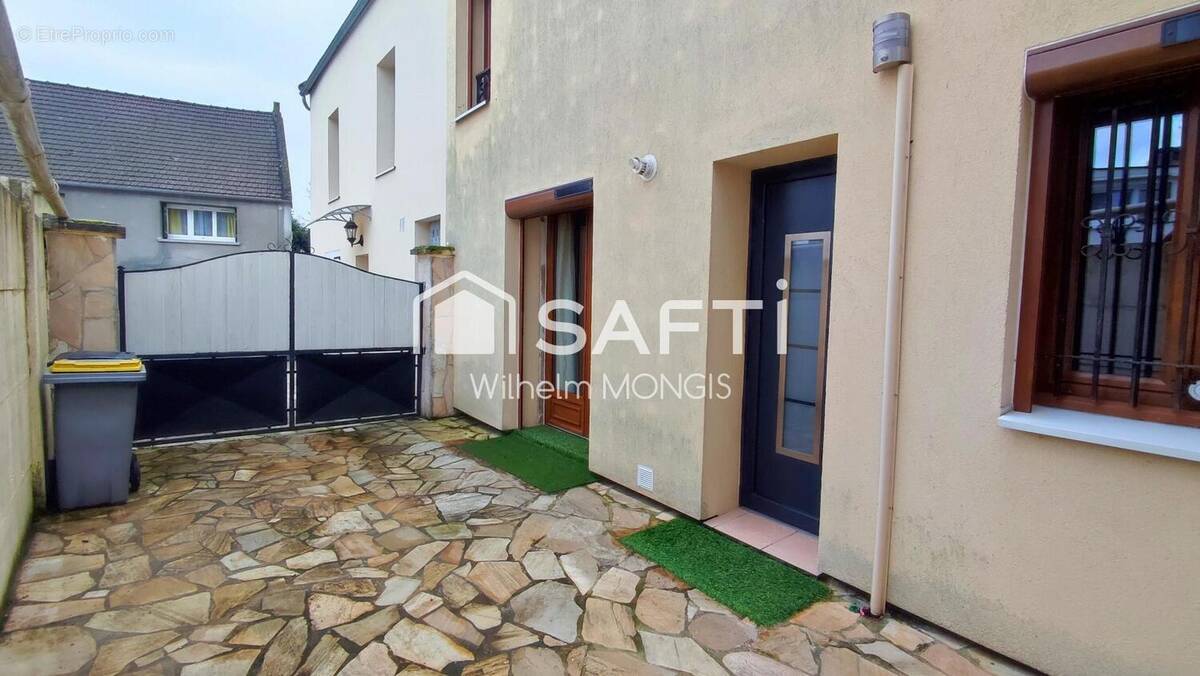 Photo 1 - Maison à MONTATAIRE