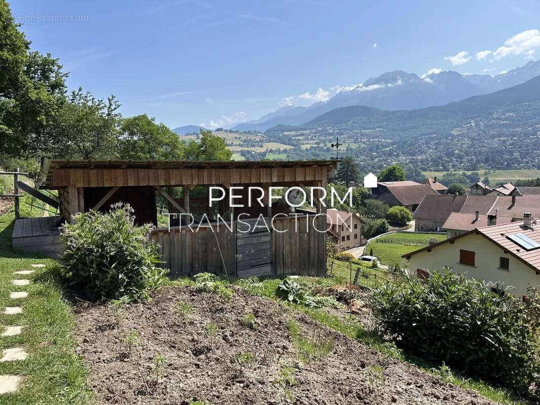 Maison à SAINT-MARTIN-D&#039;URIAGE