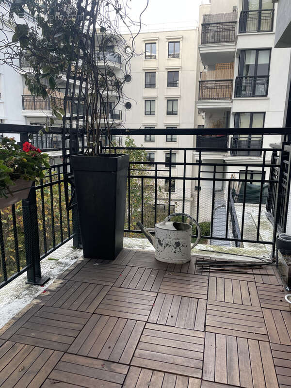 Appartement à SURESNES