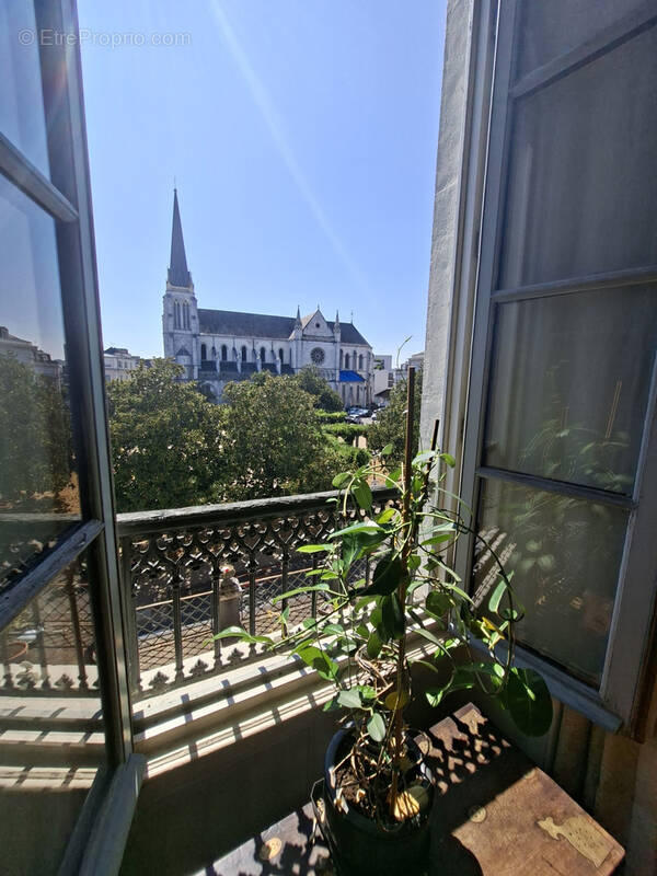 PAU hyper centre, Quartier Tribunal / Place de la libération / Eglise Saint Jacques T3 dans l'Ancien - photo 2