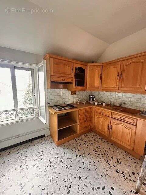 Maison à SAINT-MAUR-DES-FOSSES