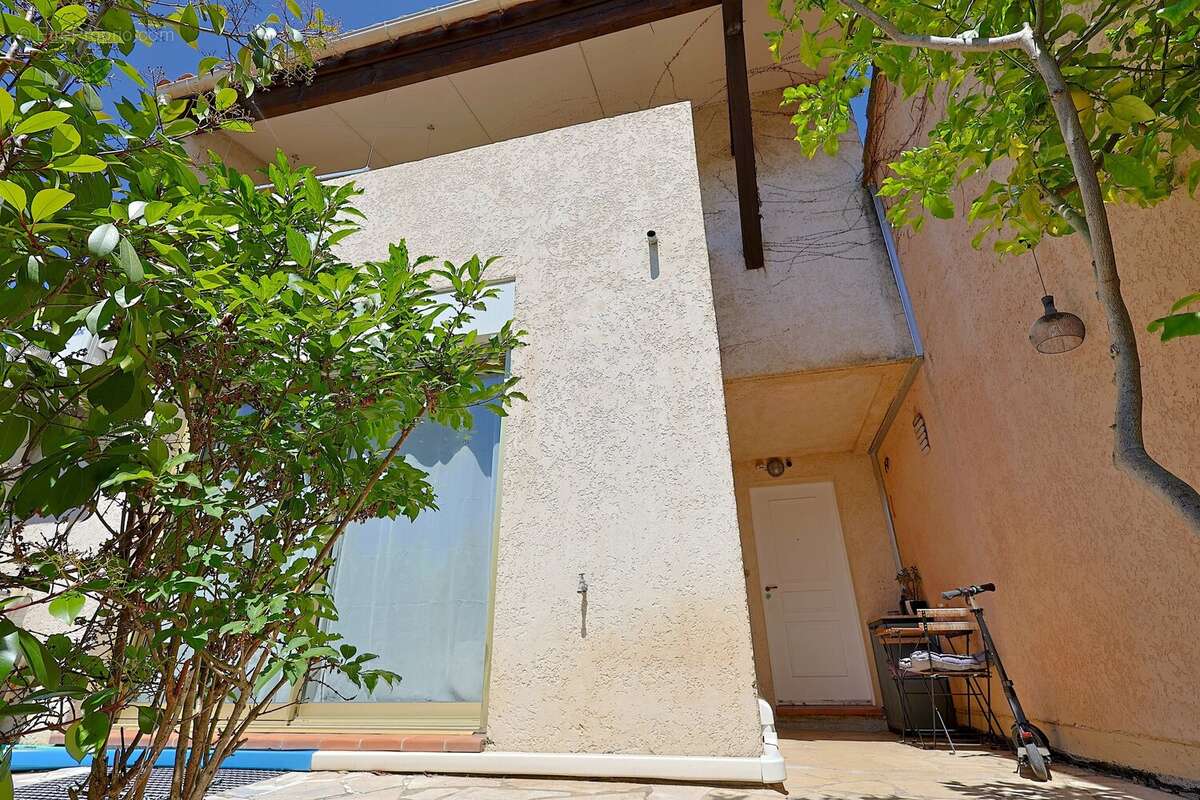 Maison à MOUGINS