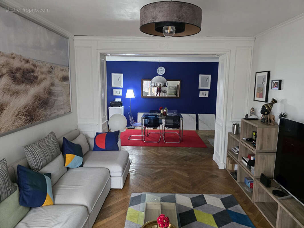A vendre à ANNEMASSE, proximité gare CEVA, TRAM et Chablais Parc, grand T4 de 117,26 m² dans  un immeuble des années 30 - photo 2