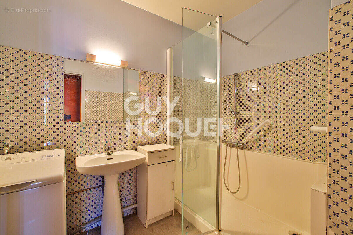 Appartement à PARIS-10E