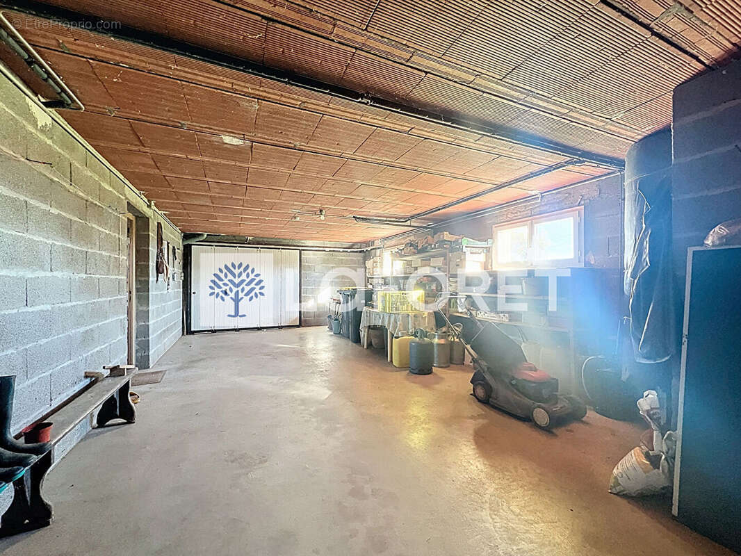 Maison à SAINT-LOUP-LAMAIRE