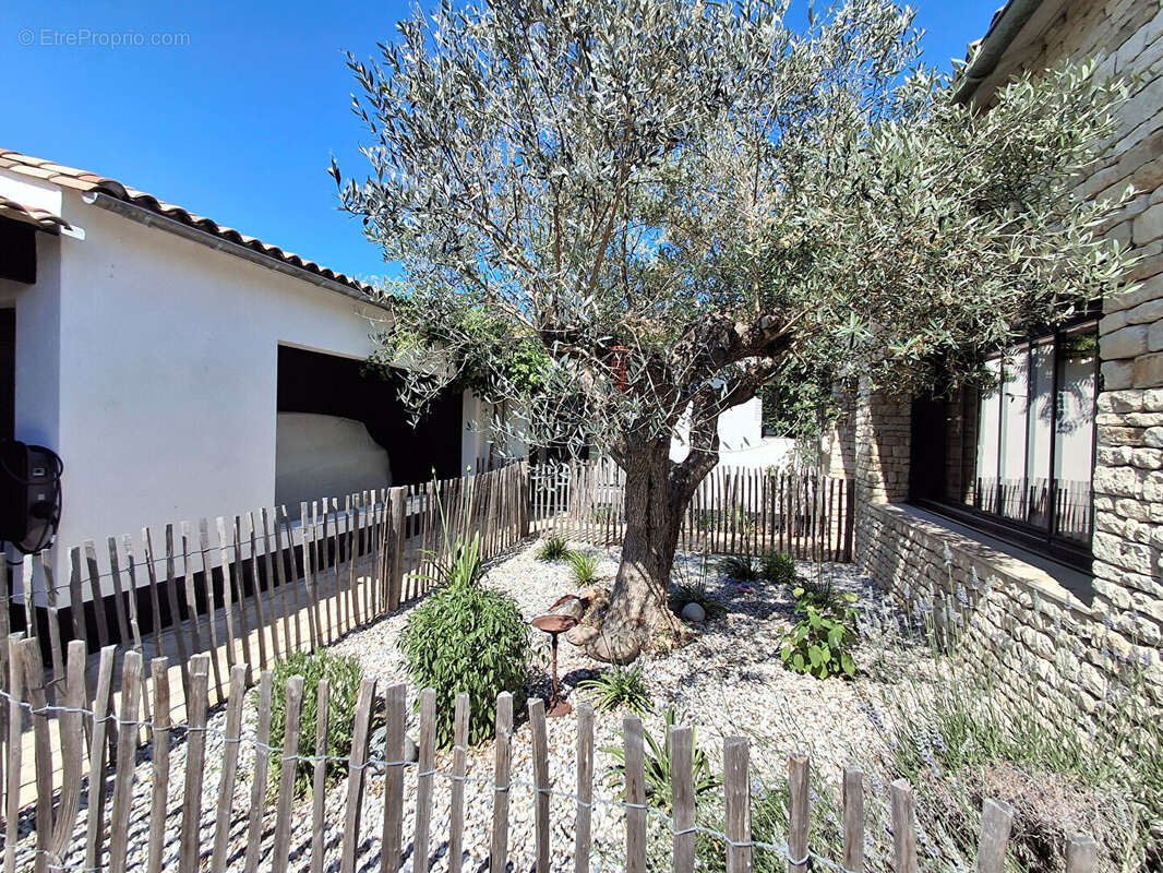 Maison à SAINT-VIVIEN