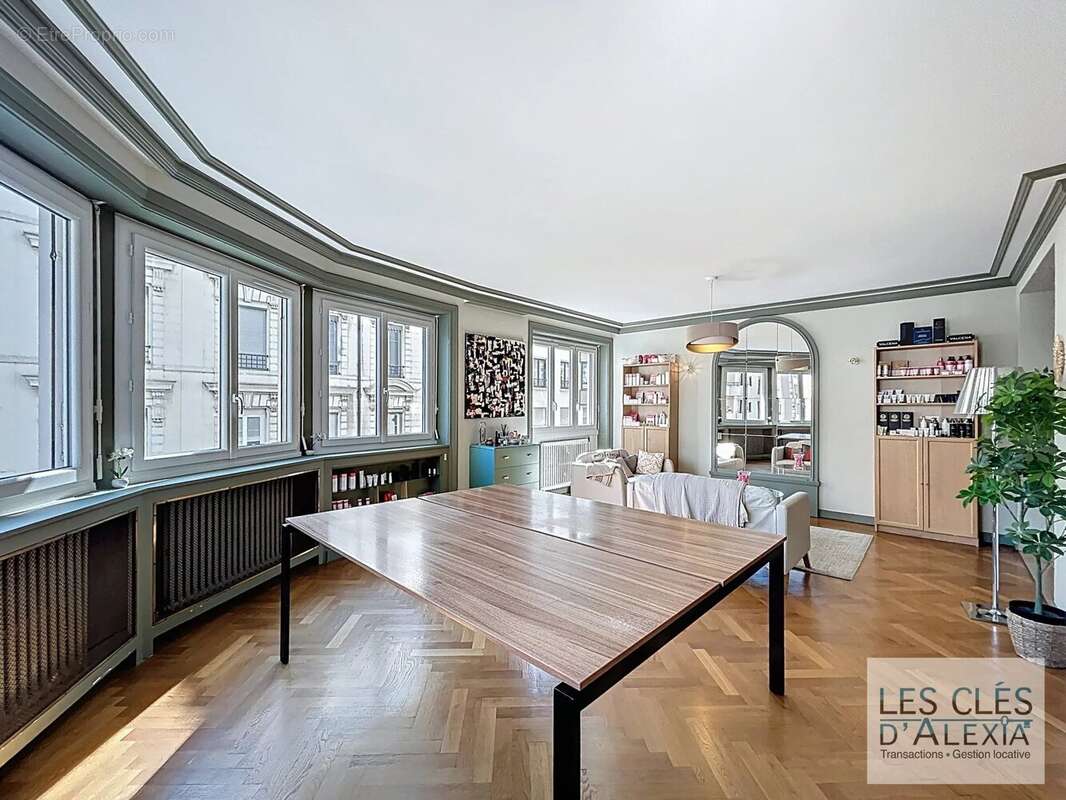 Appartement à LYON-6E