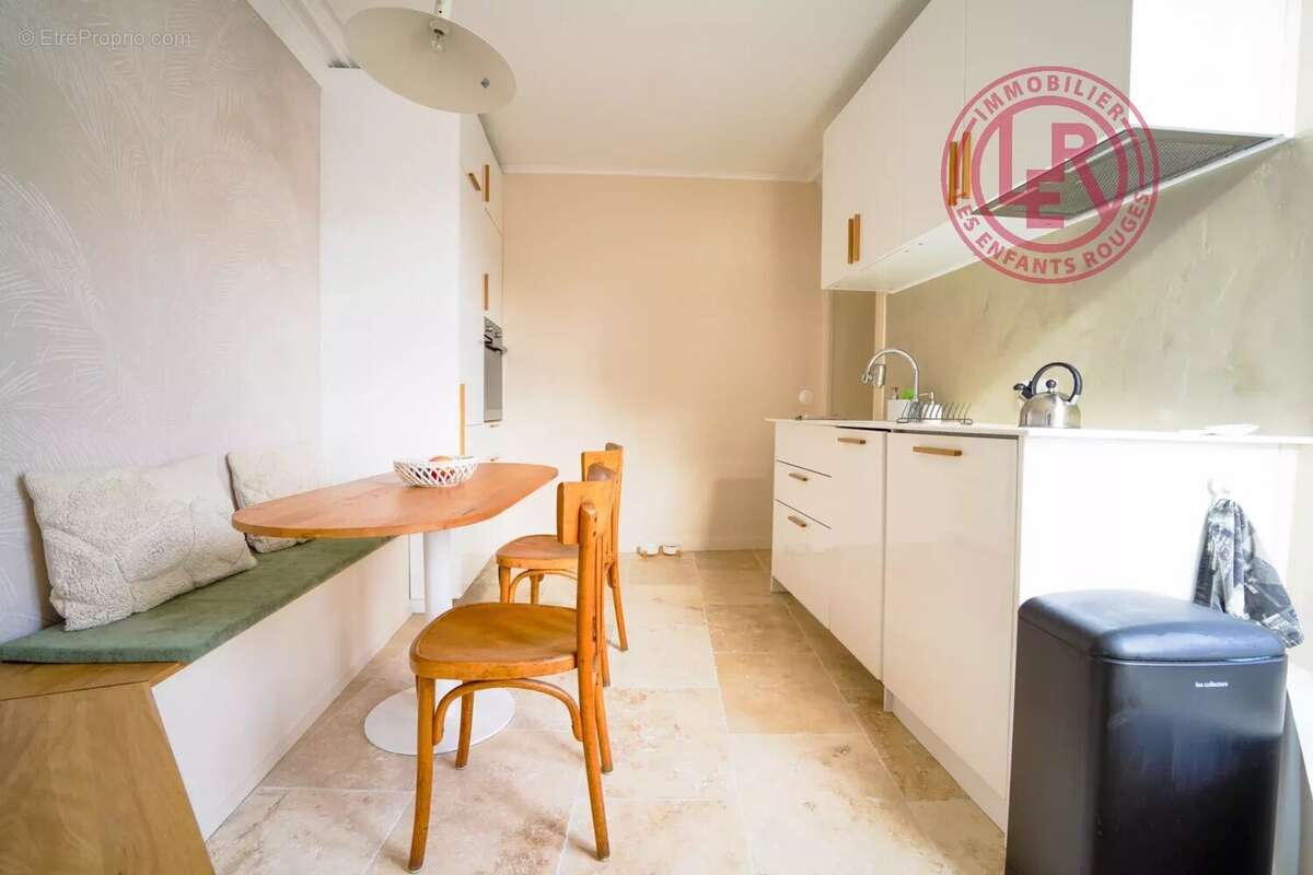 Appartement à PARIS-11E