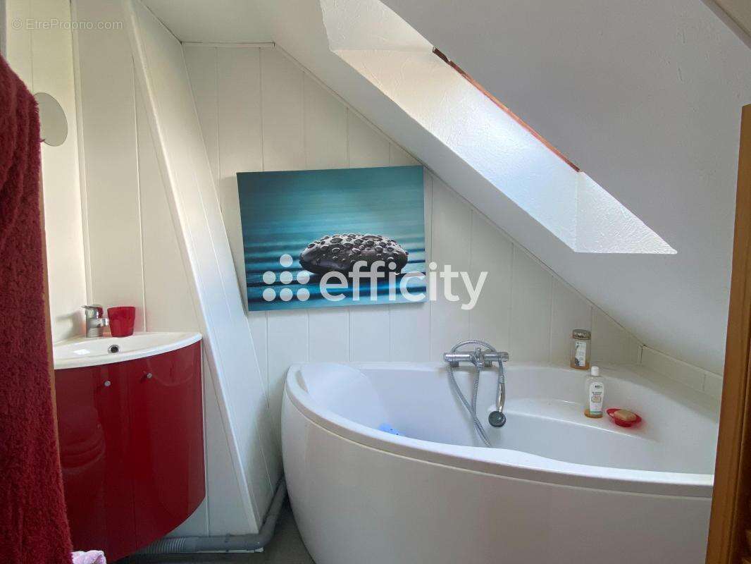 Maison à MAGNY-LES-HAMEAUX