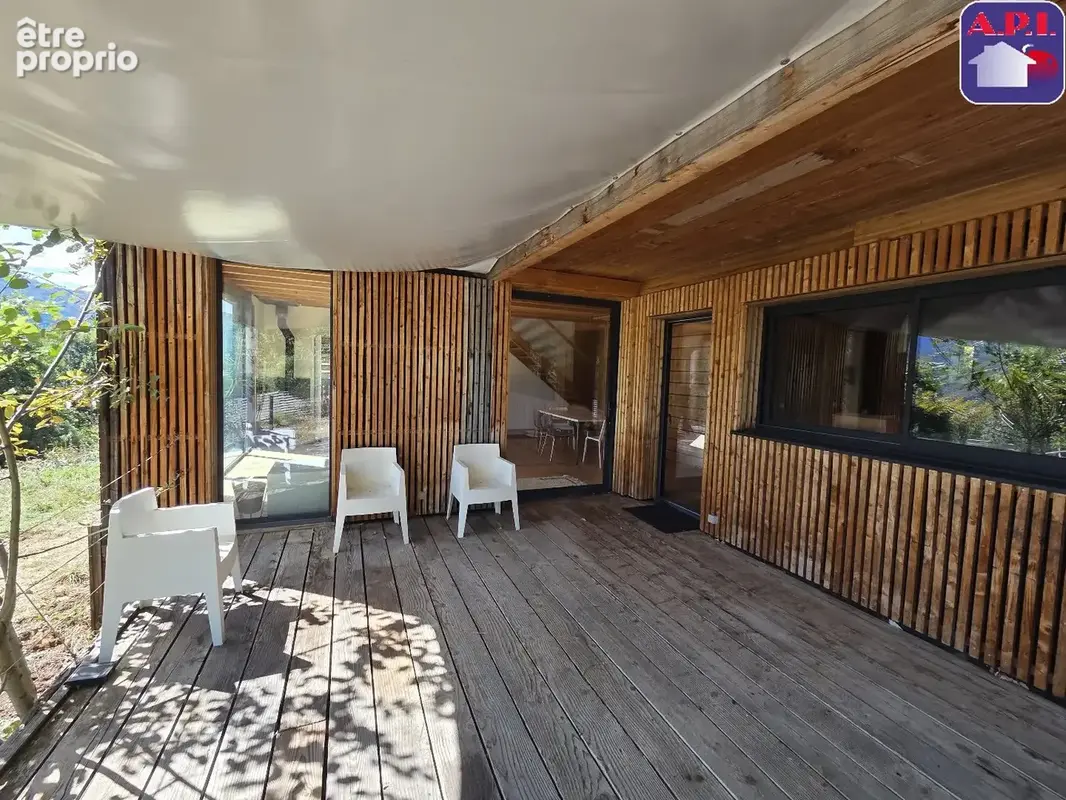Maison 6 pièces 160 m² à vendre à Ax-Les-Thermes (09110) - photo 2